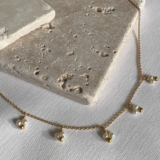 CLEMENCE - Collier Grelot en Perles d’eau douce