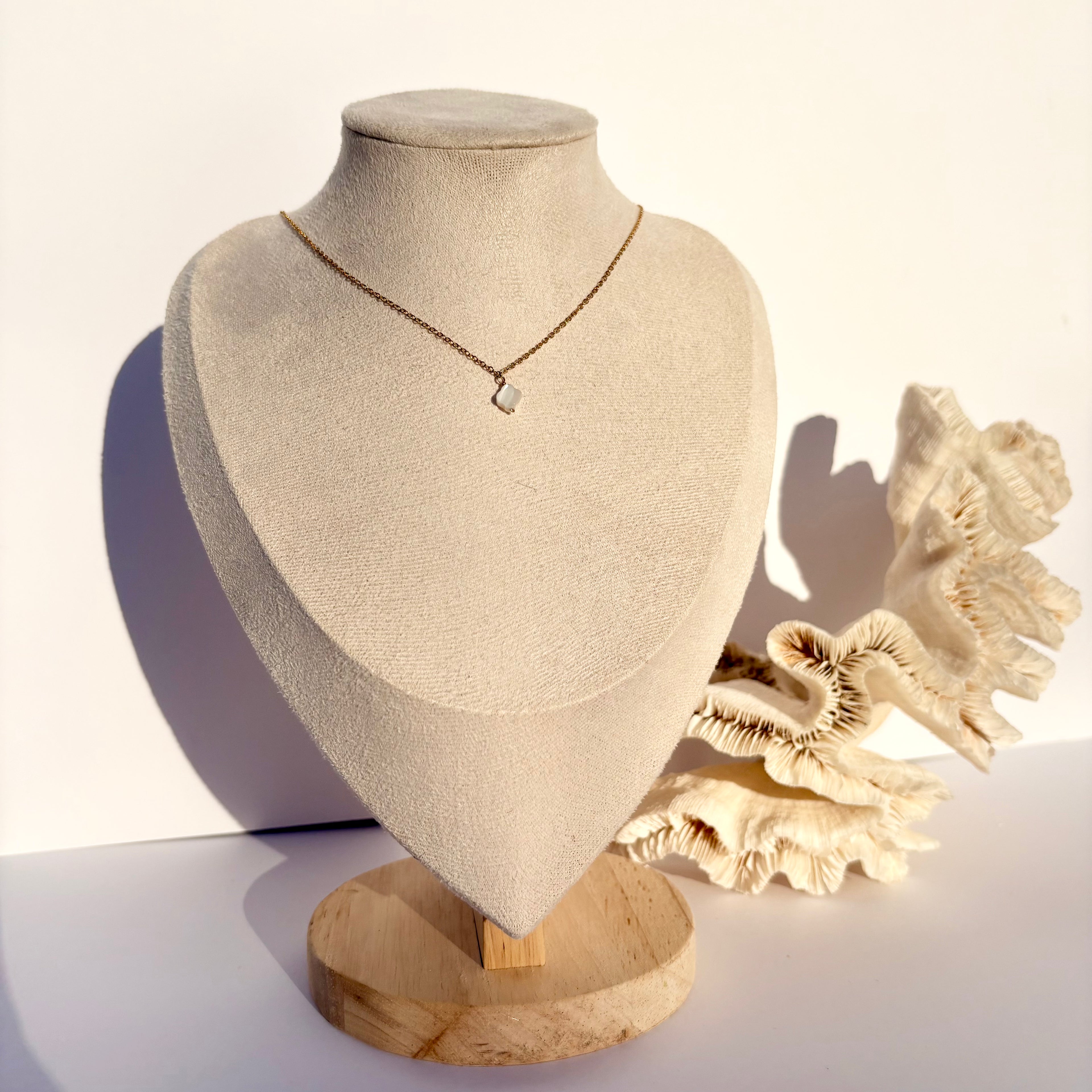 Collier Antibes