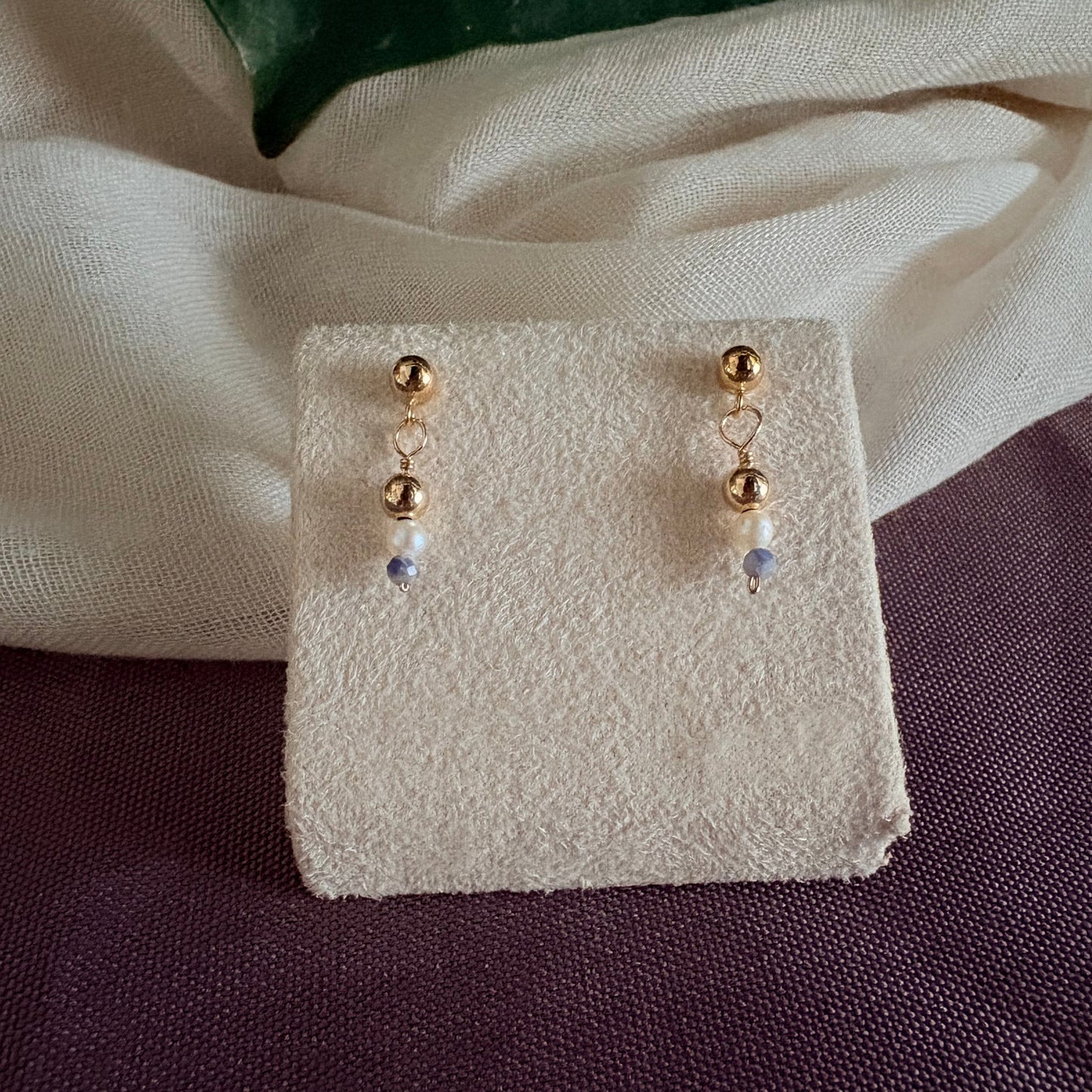 Puces Sodalite et Perle d'eau douce