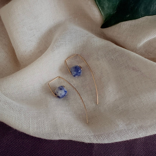 Boucles d'oreilles pendantes cubes en Sodalite